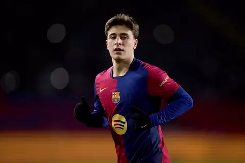 تحرك مفاجئ.. برشلونة يتحرك لتجديد عقد بابلو توري